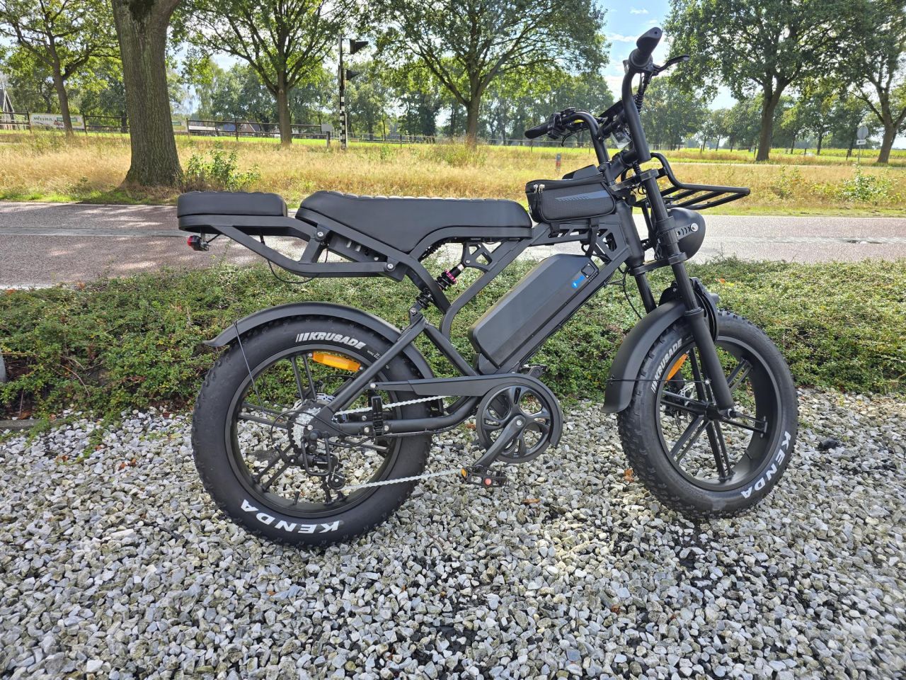 QM V20 Pro Luxury – Zwart – Full Option Fatbike Ebike