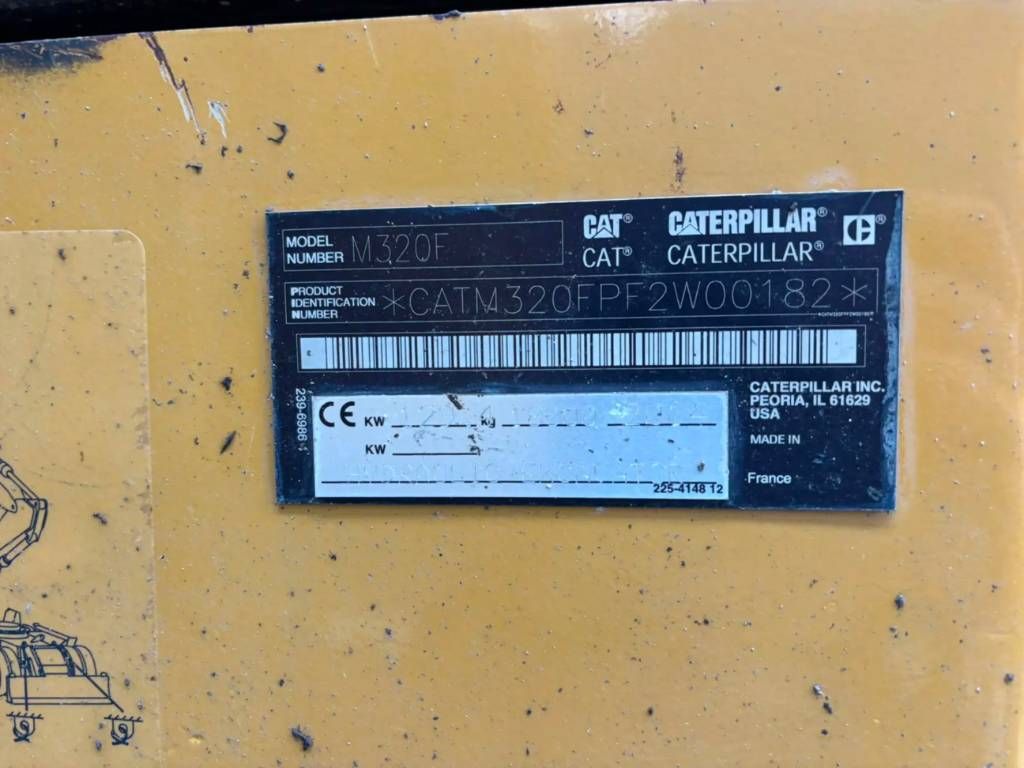 CAT M320F