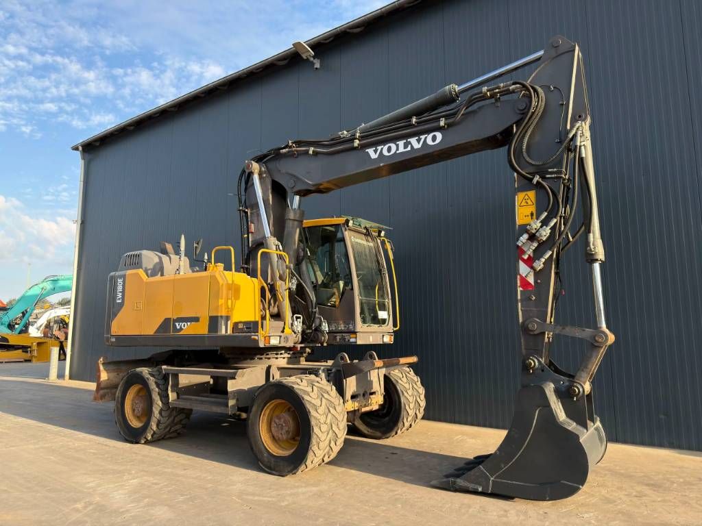 Volvo EW180E