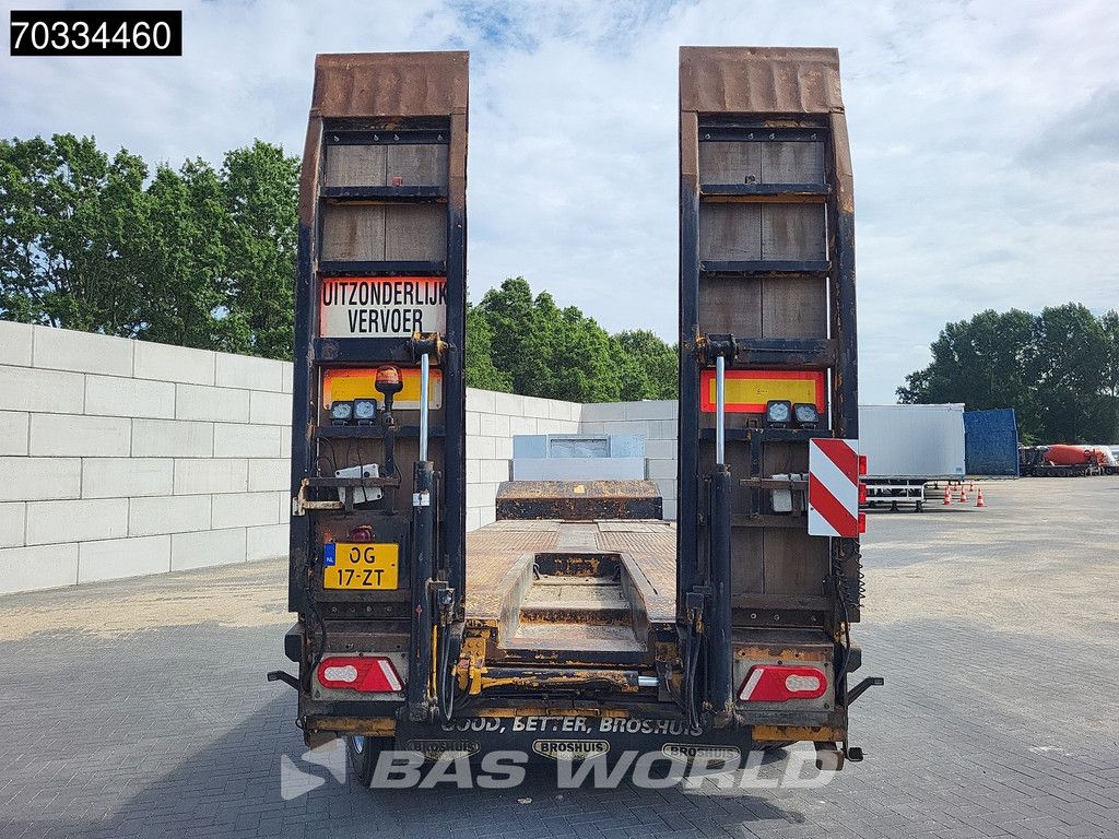 Nooteboom MC0-58-04V APK 11/26 Extendable Hydr. Steered Ramps