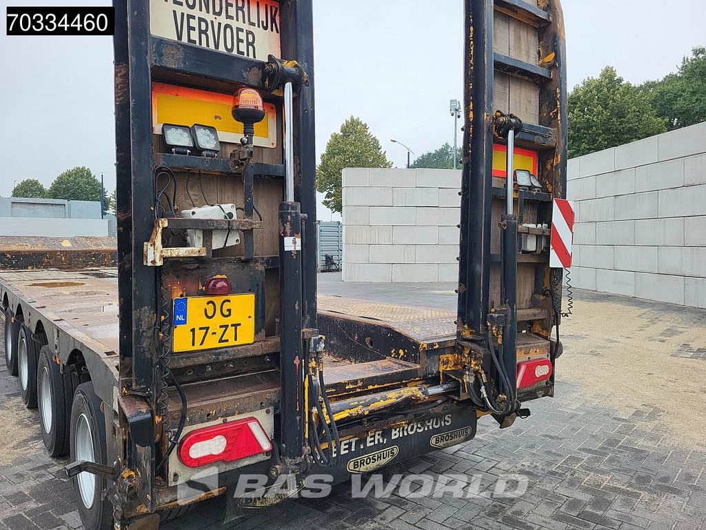 Nooteboom MC0-58-04V APK 11/26 Extendable Hydr. Steered Ramps