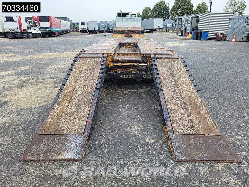 Nooteboom MC0-58-04V APK 11/26 Extendable Hydr. Steered Ramps