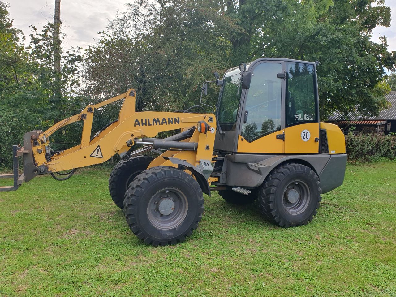 Ahlmann AL 120