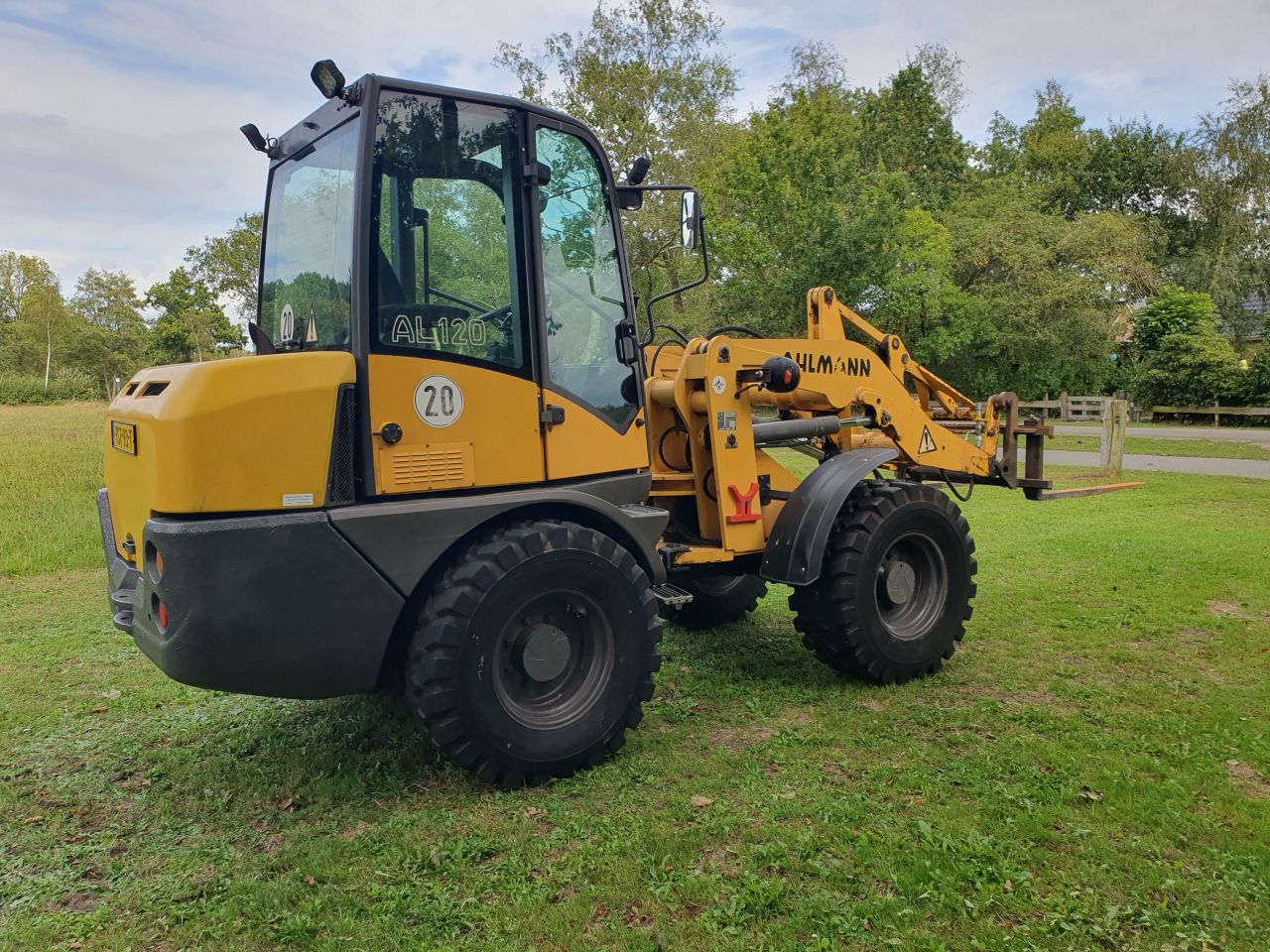 Ahlmann AL 120