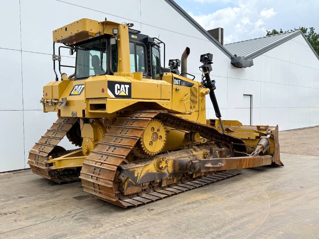 CAT D6T LGP - German Machine / Ripper Valve