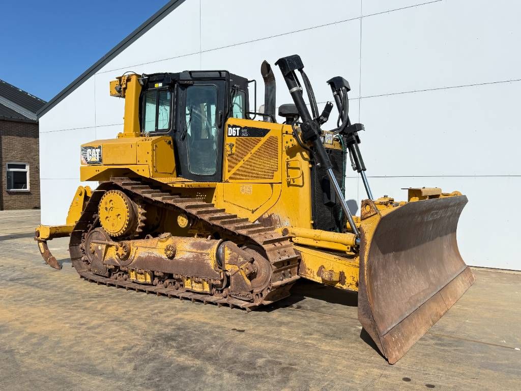 CAT D6T XL - 3 Tine Ripper / 6 Way Blade / Camera