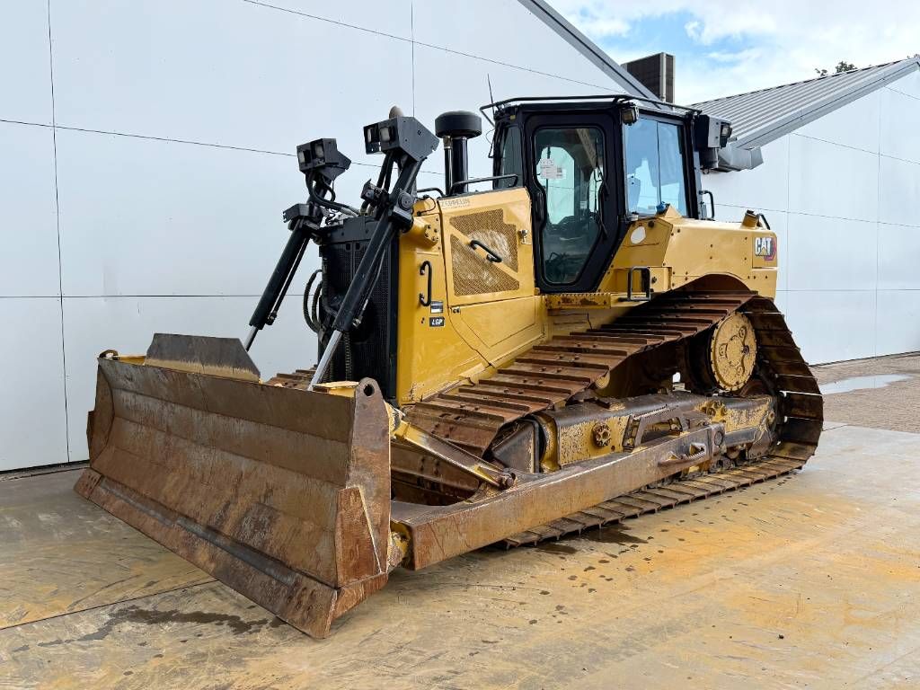 CAT D6XE LGP - German Machine / Ripper Valve