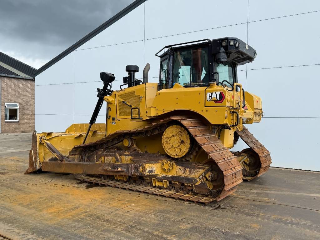CAT D6XE LGP - German Machine / Ripper Valve