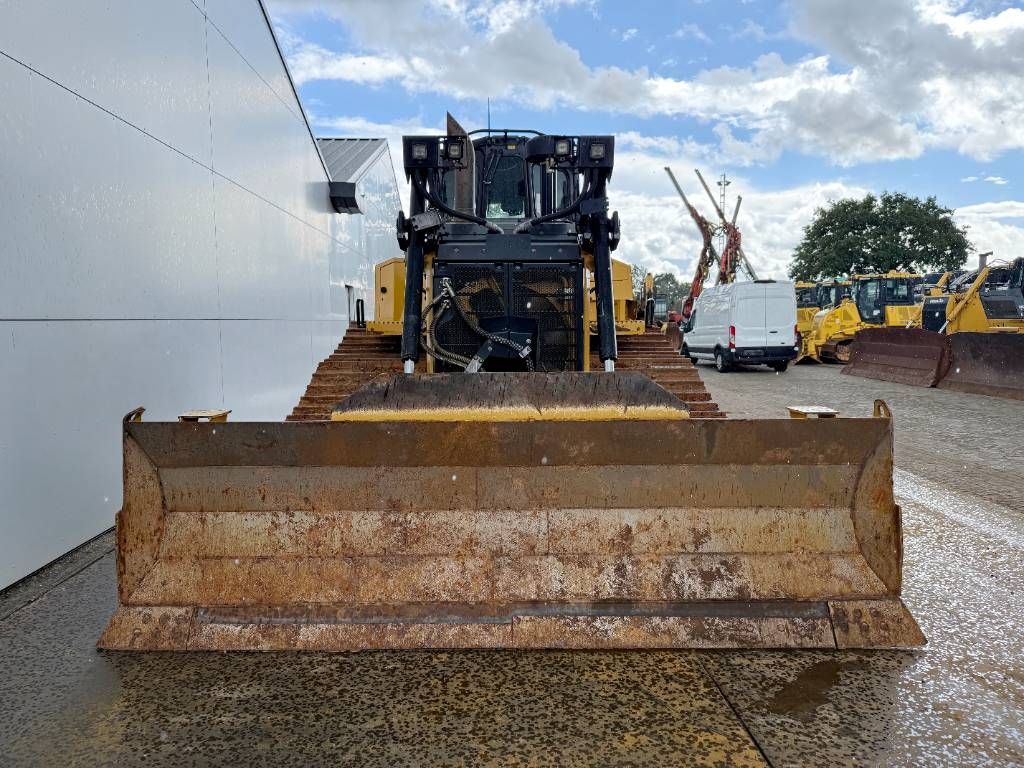 CAT D6XE LGP - German Machine / Ripper Valve