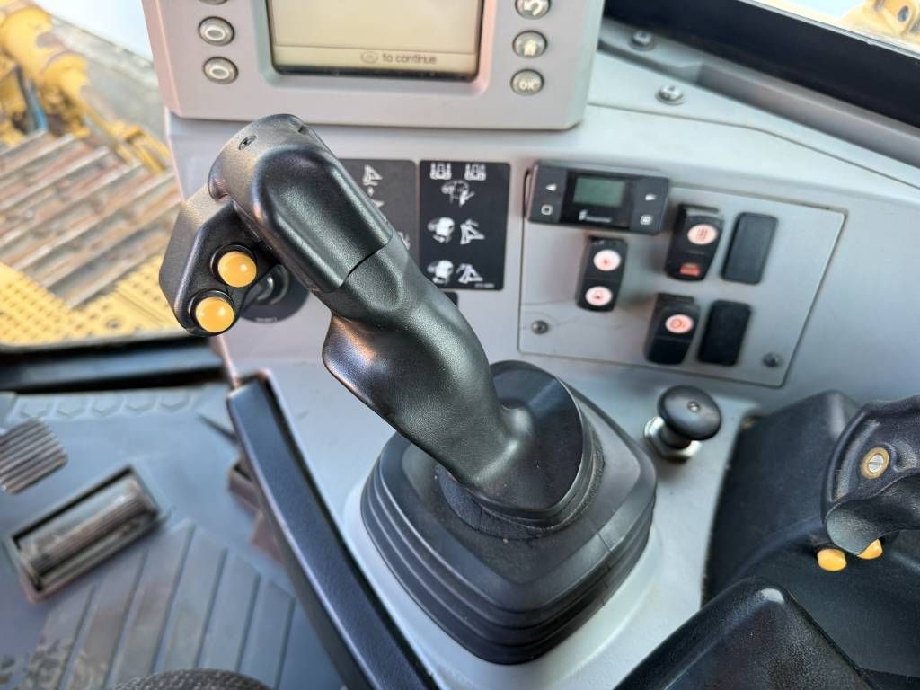 CAT D8T LGP - GERMAN / Top Condition!