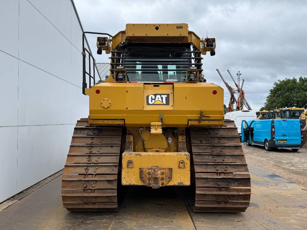 CAT D8T LGP - German Machine / Ripper Valve