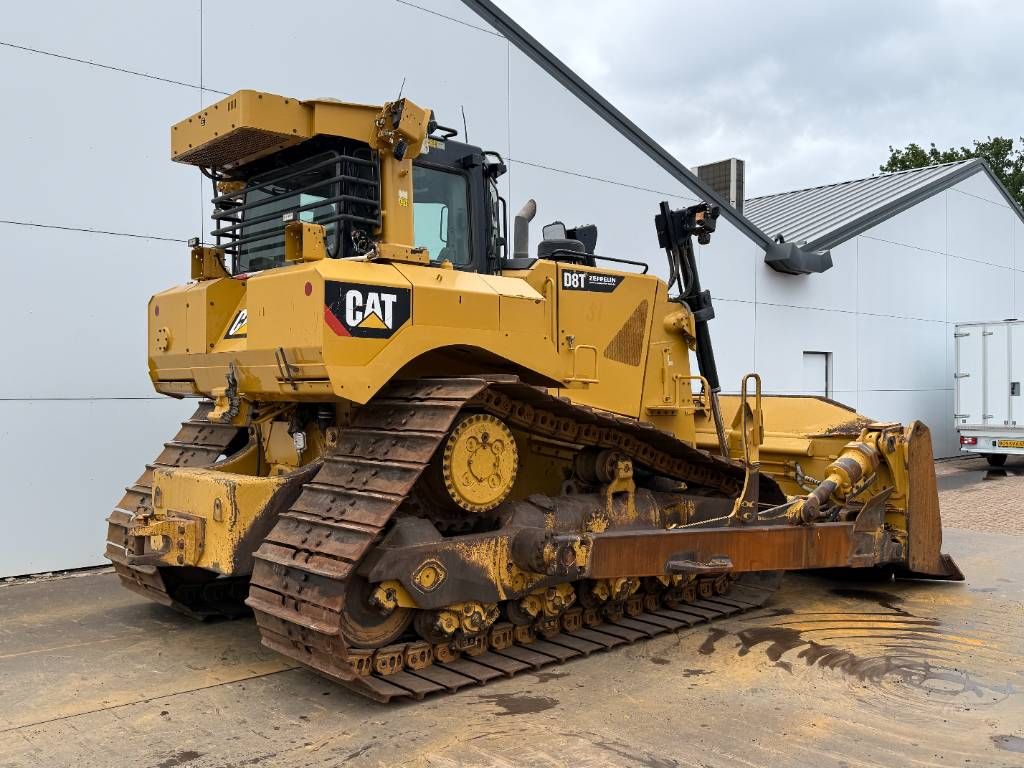 CAT D8T LGP - German Machine / Ripper Valve