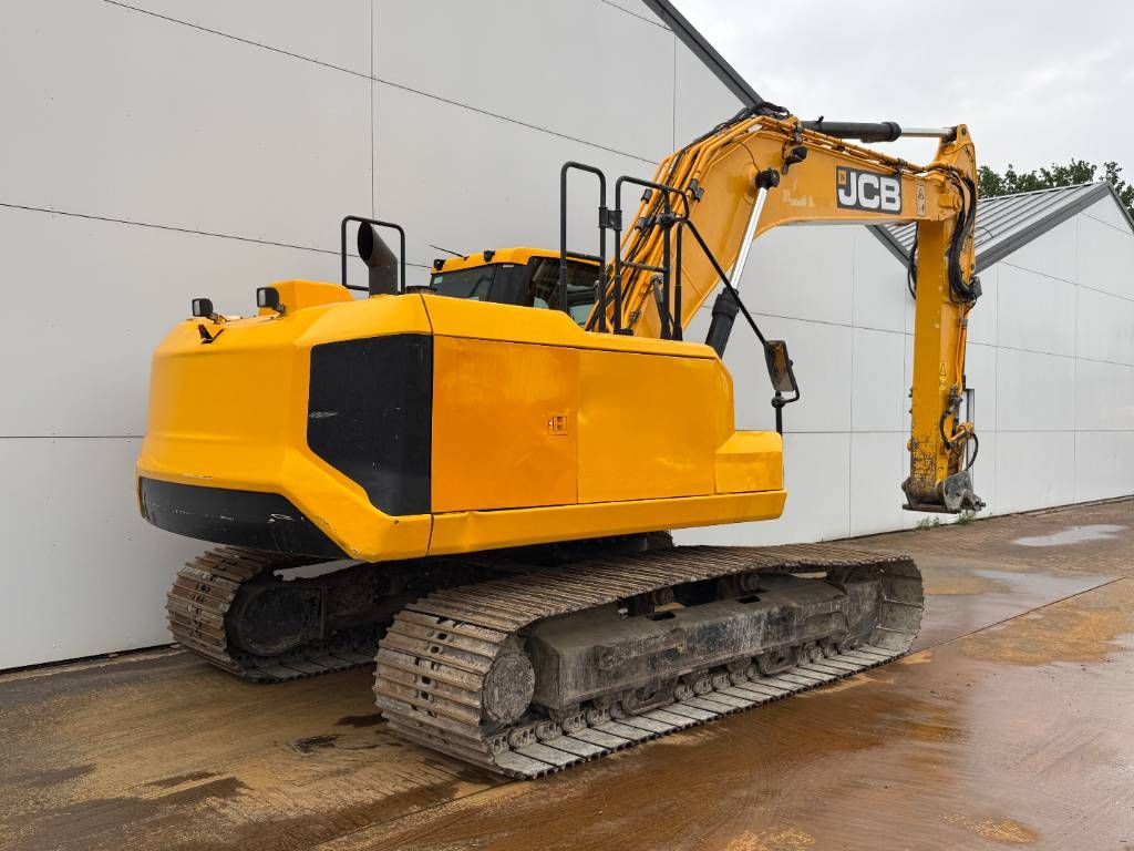 JCB 220X-LC - Quick Coupler / Automatic Greasing
