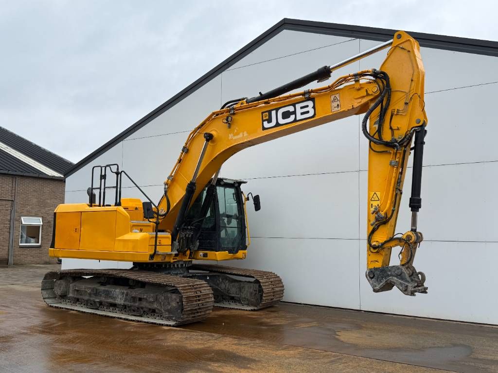 JCB 220X-LC - Quick Coupler / Automatic Greasing
