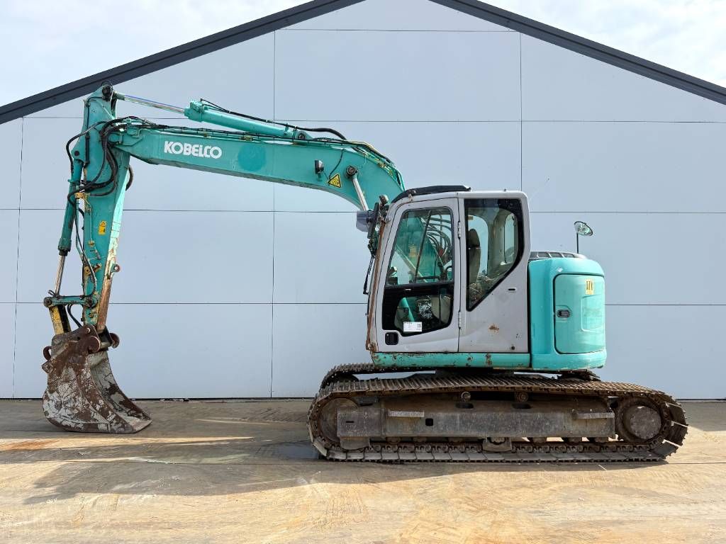 Kobelco SK135SR - Quick Coupler / Automatic Greasing