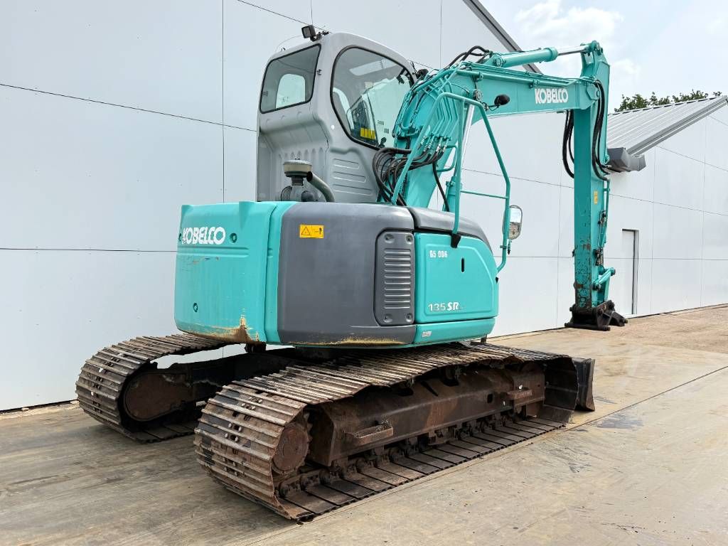 Kobelco SK135SRLC-1E - Extra High Cabin / Hammer Lines