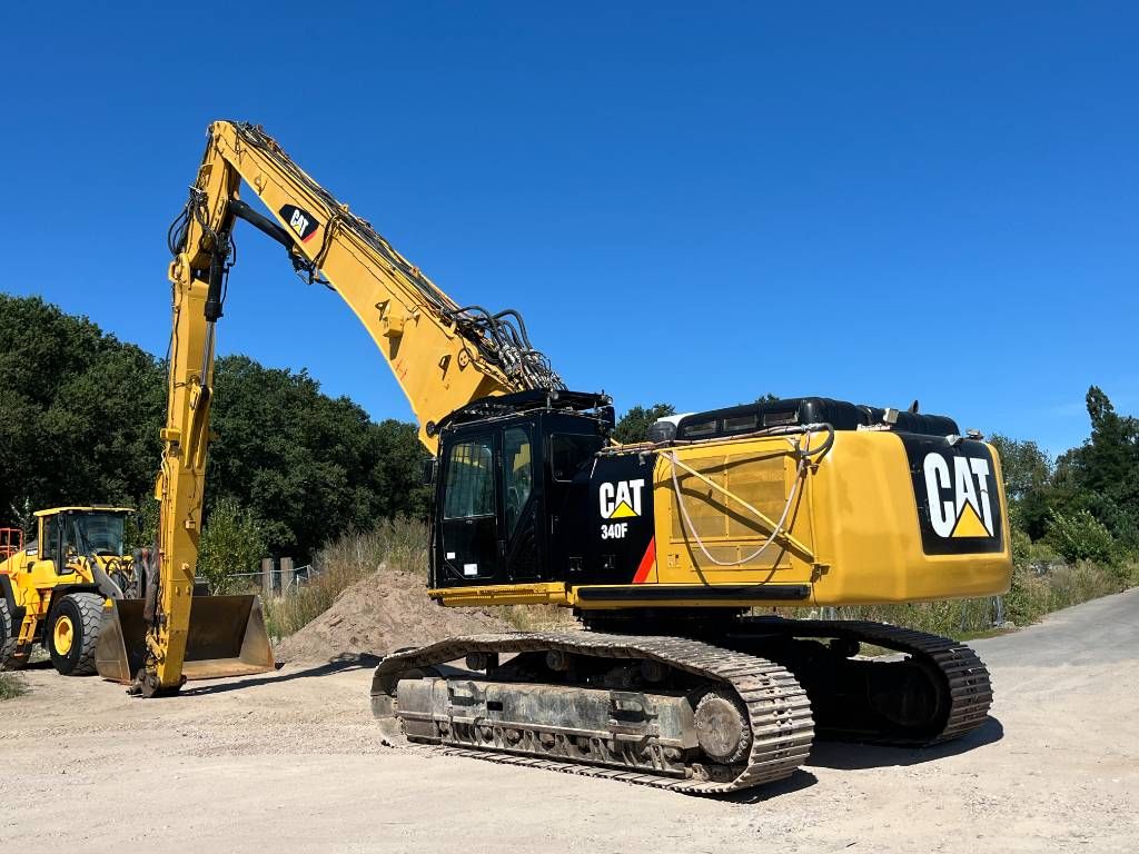 CAT 340F UHD - 24 meter INCL DEMO ARM AND DIGGING ARM