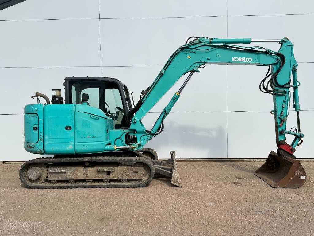 Kobelco SK85 - Hammer Lines / Quick Coupler