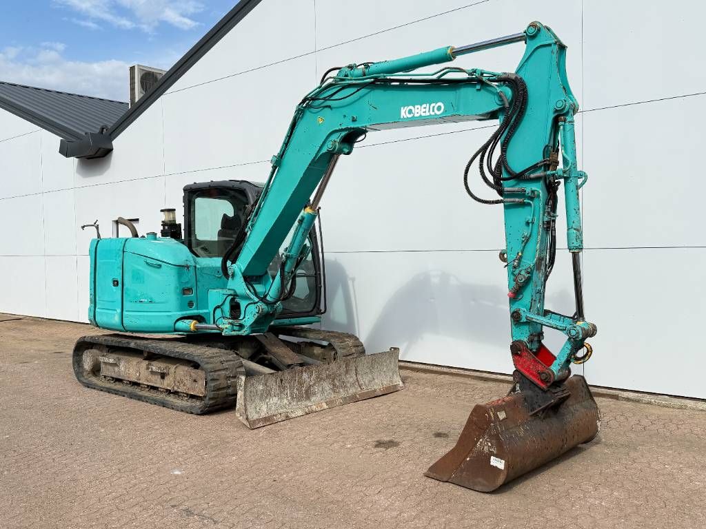 Kobelco SK85 - Hammer Lines / Quick Coupler