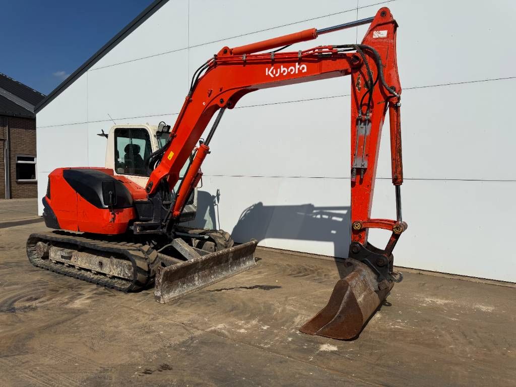 Kubota KX080-3 - Quick Coupler / Hammer Lines