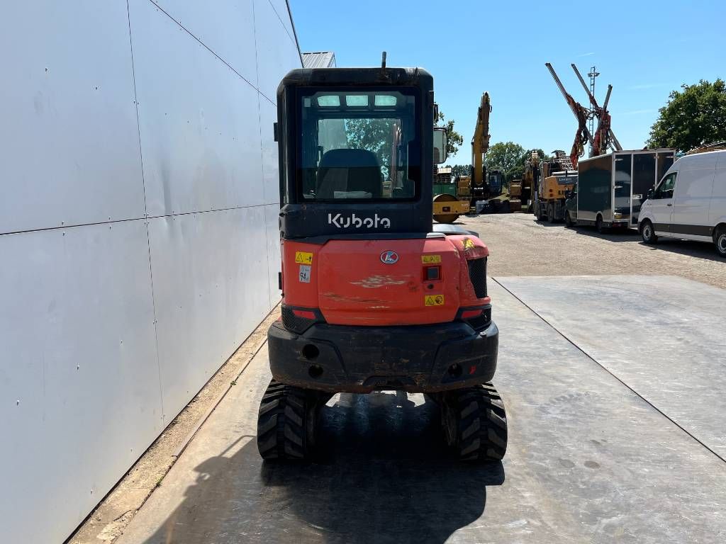 Kubota KX037-4 - Hammer Lines / Quick Coupler