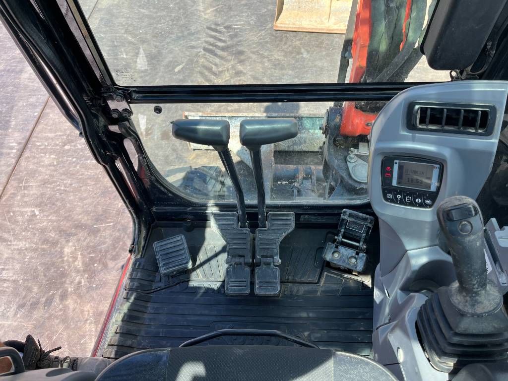 Kubota KX037-4 - Hammer Lines / Quick Coupler