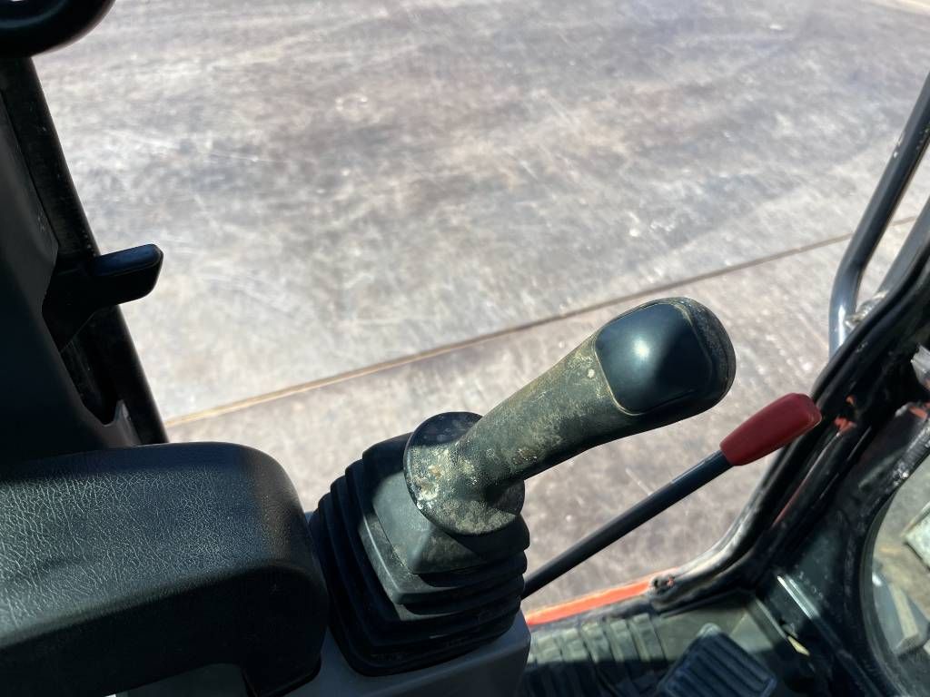 Kubota KX037-4 - Hammer Lines / Quick Coupler