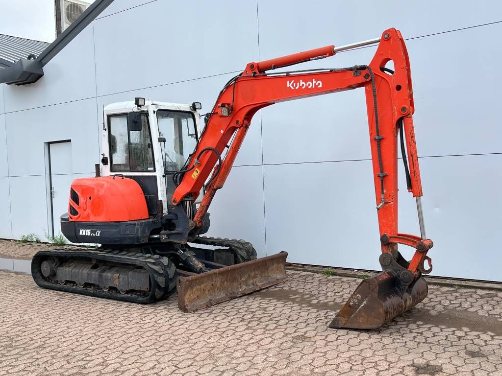 Kubota KX161-3a - Blade / Hammer Lines
