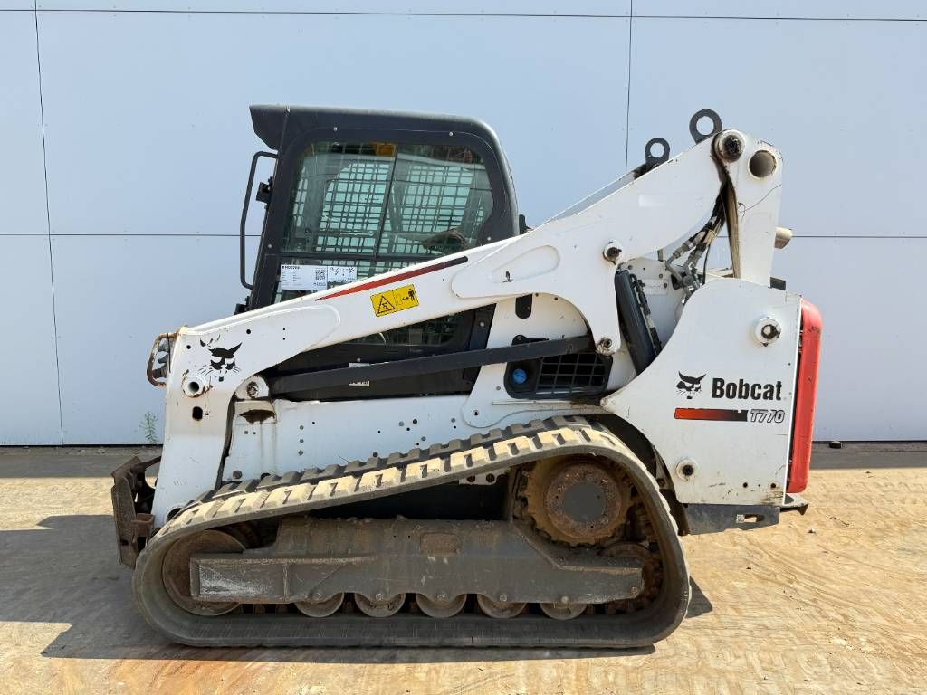 Bobcat T770 - Closed Cab / Quick Coupler