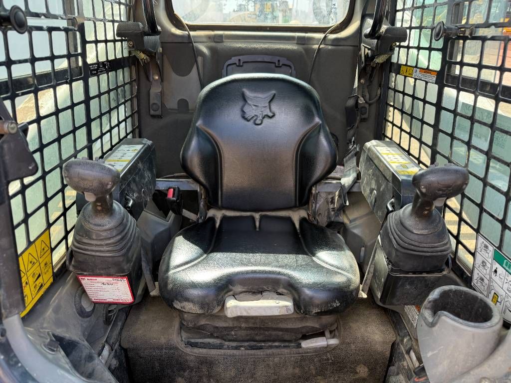 Bobcat T770 - Closed Cab / Quick Coupler