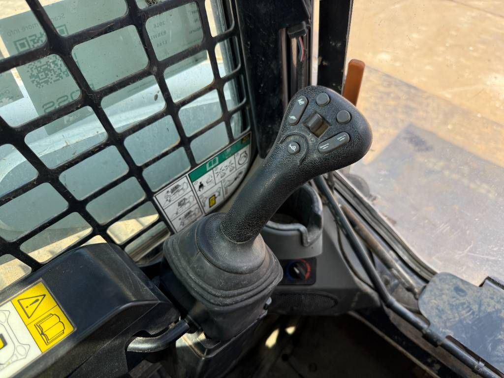 Bobcat T770 - Closed Cab / Quick Coupler