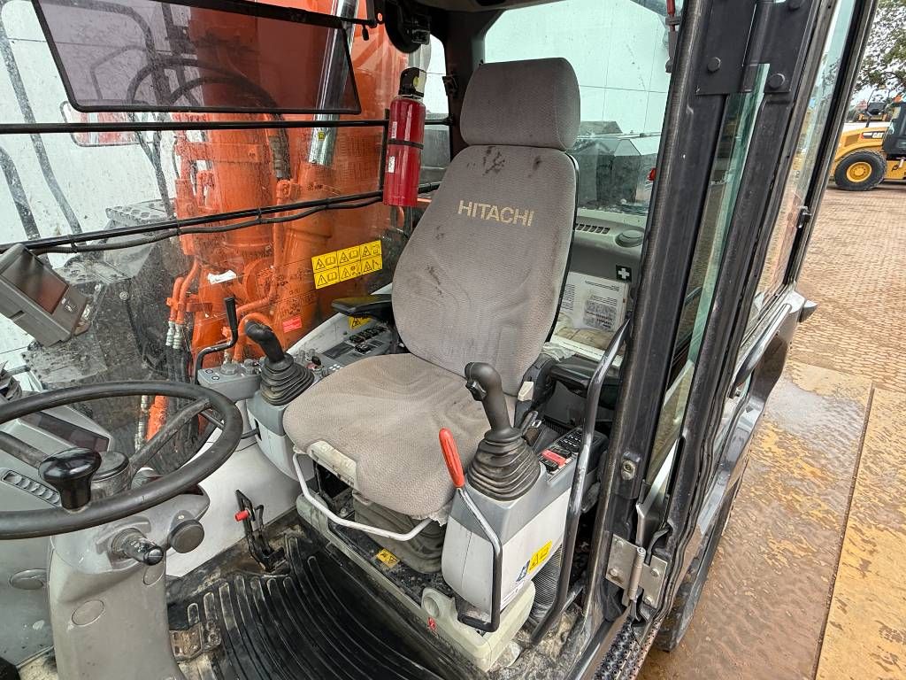 Hitachi ZX140W-6 - Blade / Triple Boom / Auto Greasing