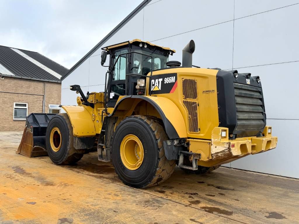 CAT 966 M - Automatic Greasing / Camera