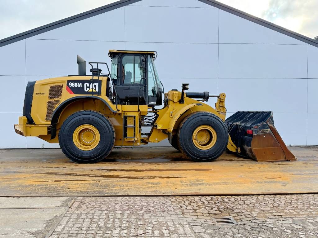 CAT 966 M - Automatic Greasing / Camera