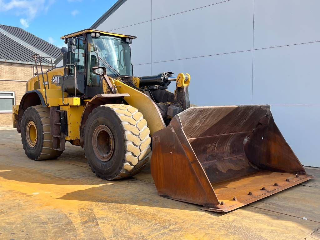 CAT 972M - Automatic Greasing / Camera