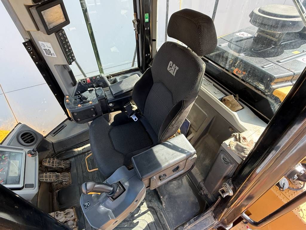 CAT 972M - German Machine / Automatic Greasing