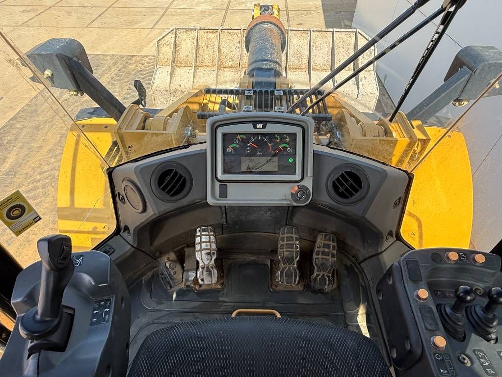 CAT 972M - German Machine / Automatic Greasing