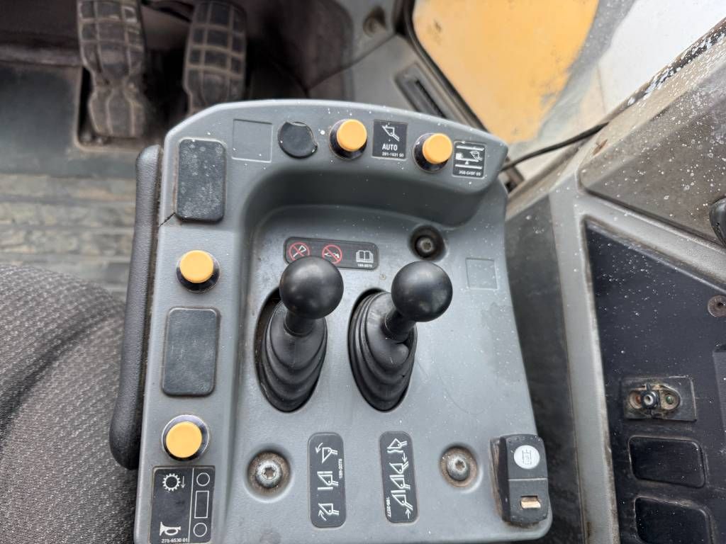 CAT 980M - Automatic Greasing / German Machine