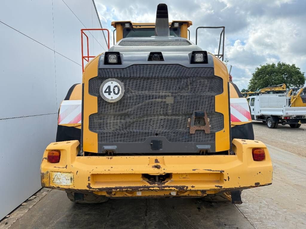 Volvo L150H - Automatic Greasing / Camera