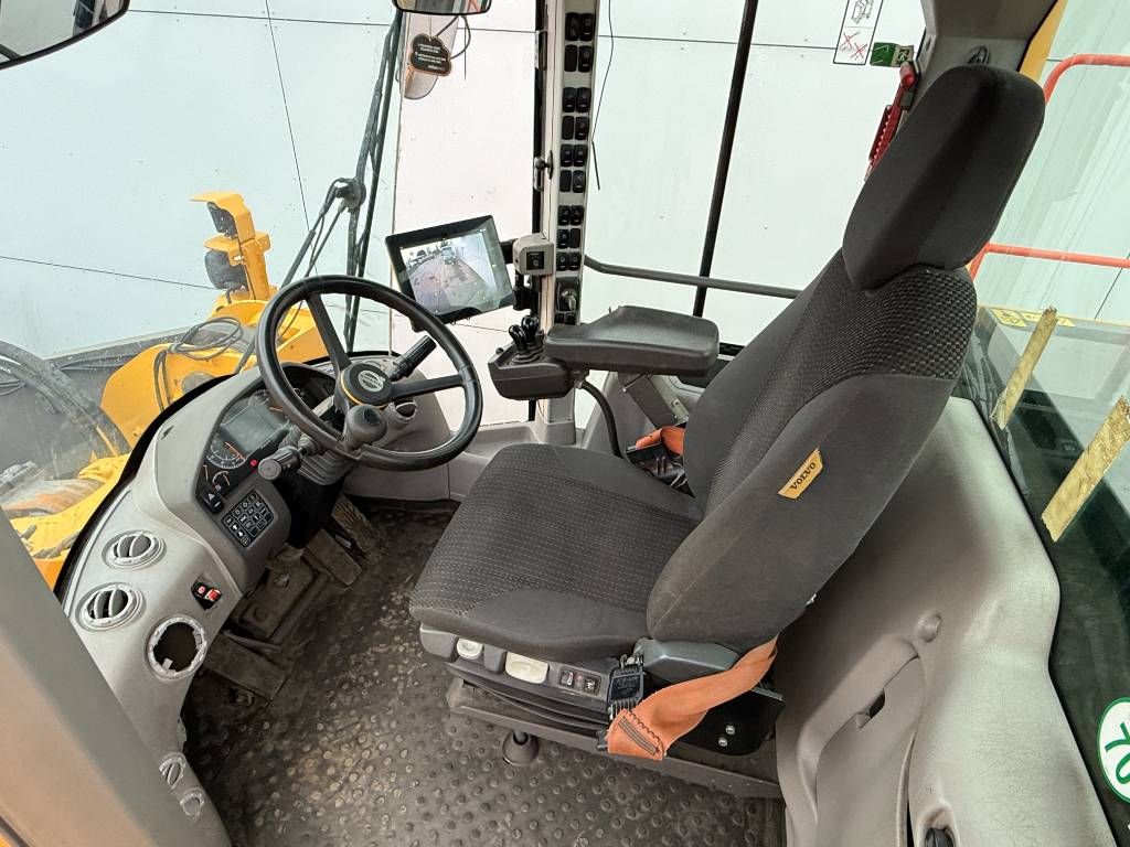 Volvo L180H - German Machine / Automatic Greasing