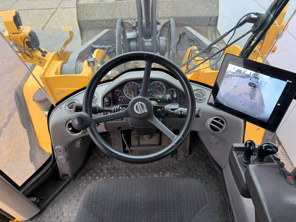 Volvo L180H - German Machine / Automatic Greasing
