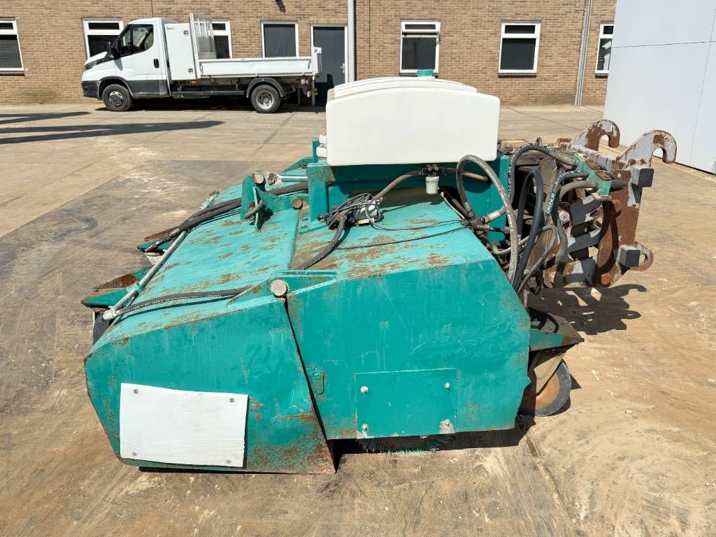 SMB UKM 2.5 - Sweeper / Kehrmaschine / Veegmachine