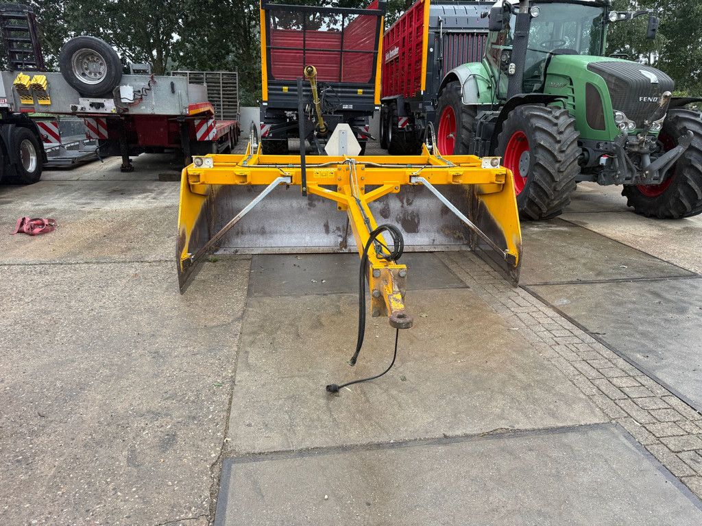 Bos 5004 - 4 Kilverbak Kilverbok Schuifraam 5 meter Vlakraam Blade 5004 - 4 Kilverbak Kilverbok Schuifraam 5 meter Vlakraam Blade