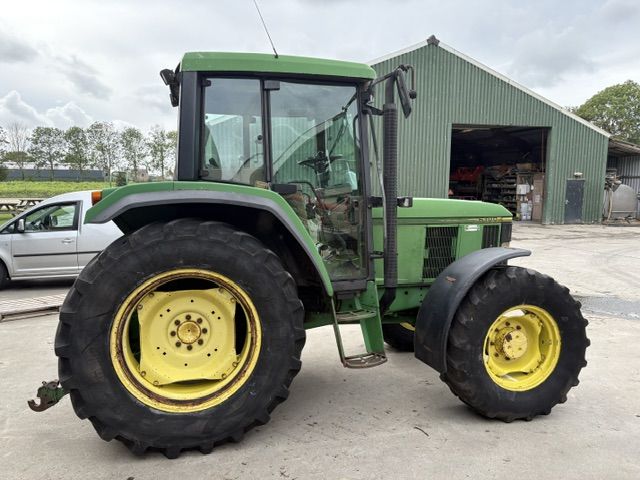 John deere 6100