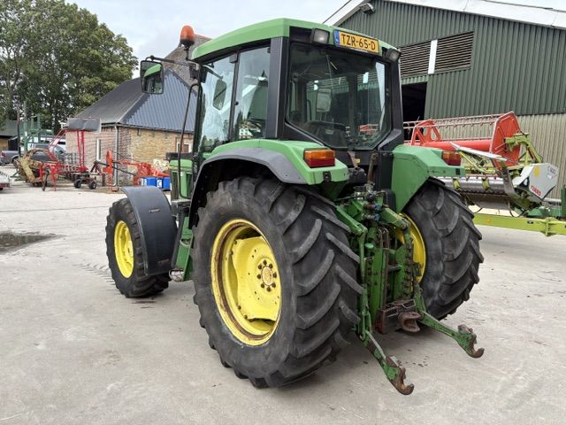 John deere 6100