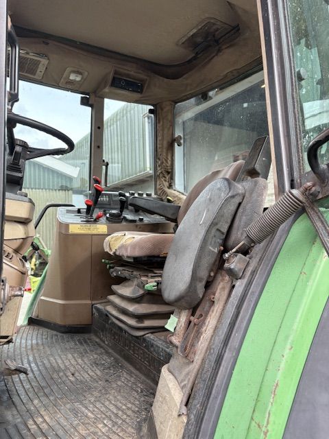John deere 6100