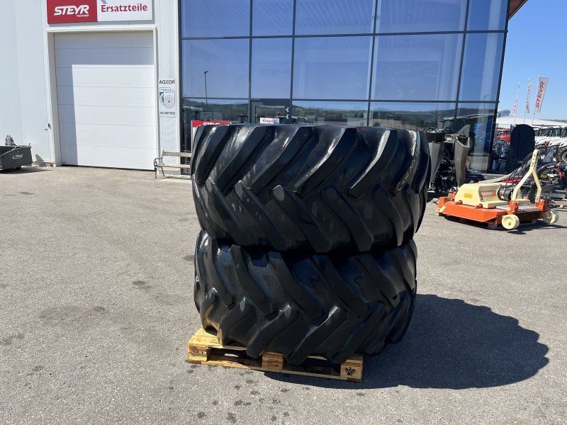 Goodyear 800/65R32