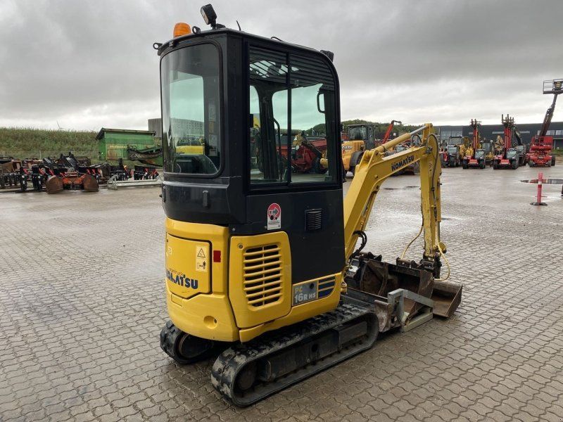Komatsu PC16R-3HS