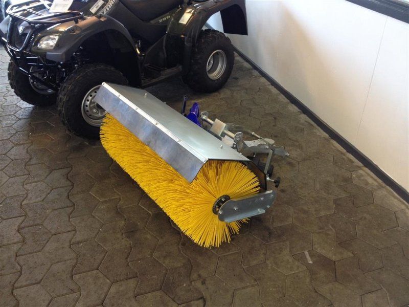 Husqvarna Karlo Nielsen kost  FABRIKSNY