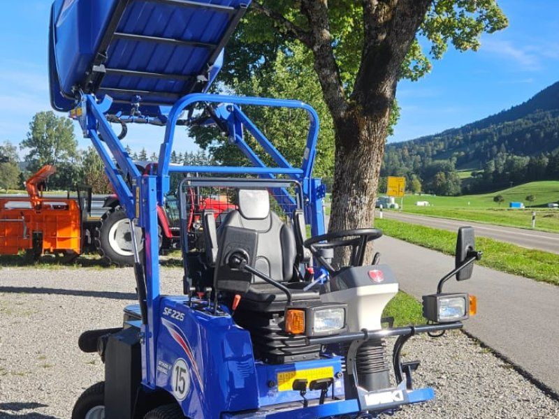 Iseki SF 225